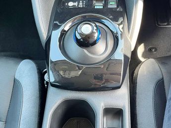 NISSAN LEAF Leaf Tekna Electric 110kw, 39kwh (Automatic)