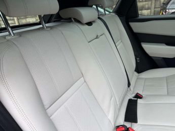 Land Rover RANGE ROVER VELAR 2.0 Range Rover Velar R-Dynamic S D240 Auto 4WD 5dr
