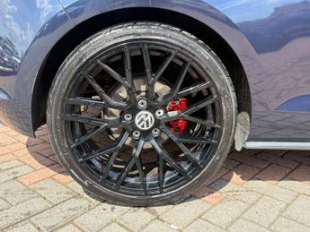 Volkswagen Golf 2.0 TDI BlueMotion Tech GTD Hatchback 3dr Diesel DSG Euro 6 (s/s
