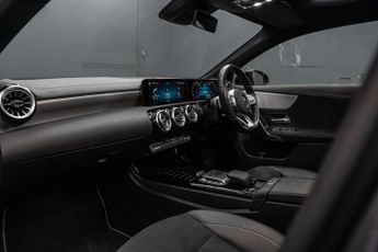 MERCEDES-BENZ A-CLASS 1.3 A 250 AMG Line Edition Premium+ E Auto 4dr