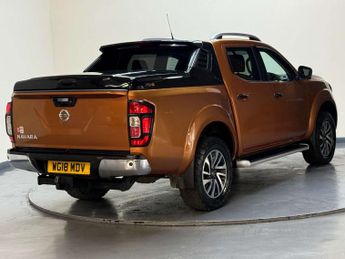 Nissan Navara 2.3 Navara Tekna dCi Auto 4WD 5dr