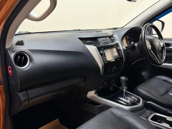 Nissan Navara 2.3 Navara Tekna dCi Auto 4WD 5dr