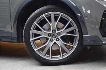 Audi Q3 2.0 Q3 Vorsprung 40 TDI Quattro Semi-Auto 4WD 5dr