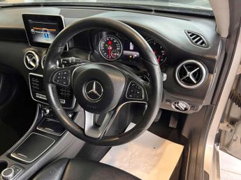 Mercedes-Benz A Class 1.5 A180d SE Hatchback 5dr Diesel 7G-DCT Euro 6 (s/s) (109 ps)