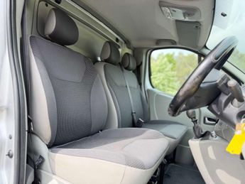 Vauxhall Vivaro 2.0 CDTi Sportive Panel Van 4dr Diesel Manual FWD L1 (202 g/km, 
