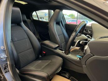 MERCEDES-BENZ GLA 2.1 GLA 220 AMG Line Premium+ D 4Matic Auto 4WD 5dr