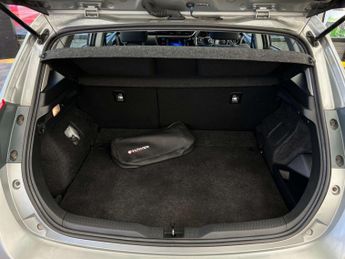TOYOTA AURIS 1.8 Auris Icon HEV VVT-i CVT 5dr