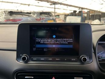 HYUNDAI KONA 1.6 Kona SE Connect GDi HEV Semi-Auto 5dr