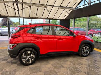 HYUNDAI KONA 1.6 Kona SE Connect GDi HEV Semi-Auto 5dr
