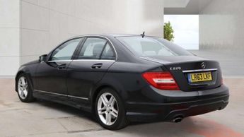 MERCEDES-BENZ C-CLASS 2.1 C220 AMG Sport CDi BlueEfficiency Auto 4dr