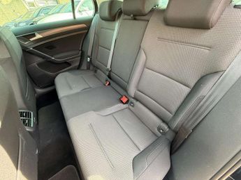 VOLKSWAGEN GOLF 1.6 Golf Match TDI Semi-Auto 5dr