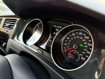 VOLKSWAGEN GOLF 1.6 Golf Match TDI Semi-Auto 5dr