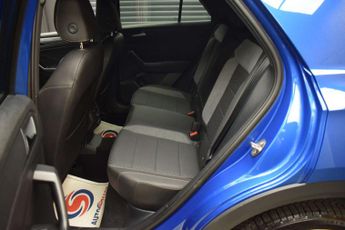 Volkswagen T-ROC 2.0 T-Roc R-Line TDI Semi-Auto 5dr