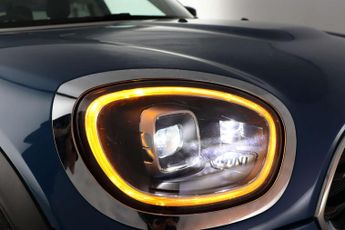 MINI Countryman 1.5 Cooper Classic SUV 5dr Petrol Steptronic Euro 6 (s/s) (136 p