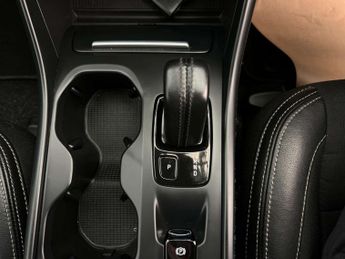 VOLVO XC40 2.0 XC40 Momentum D3 Auto 5dr