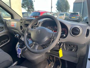 PEUGEOT PARTNER 1.6 Partner SE L1 Blue HDi