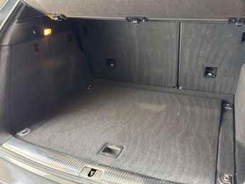 AUDI Q5 2.0 Q5 S Line+ TDI Quattro Auto 4WD 5dr
