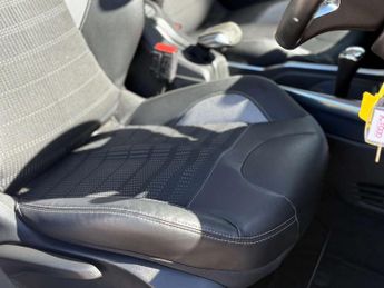 Peugeot 2008 1.2 2008 Allure Semi-Auto 5dr