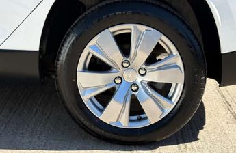 Peugeot 2008 1.2 2008 Allure Semi-Auto 5dr