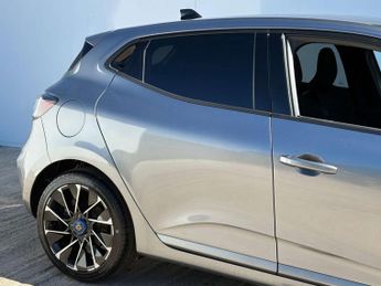 Renault Clio 1.6 Clio Espirit Alpine E-Tech HEV Auto 5dr