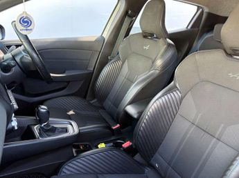 Renault Clio 1.6 Clio Espirit Alpine E-Tech HEV Auto 5dr