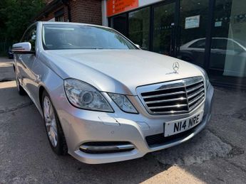 Mercedes E Class 2.1 E220 BlueEfficiency AvantGarde CDi Auto 4dr