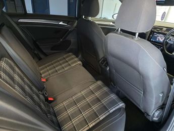 Volkswagen GOLF 2.0 Golf GTD TDI Semi-Auto 5dr
