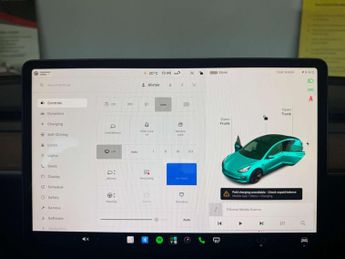 TESLA MODEL 3 Model 3 Long Range AWD 4WD 4dr