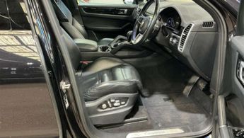 Porsche Cayenne 3.0T V6 GPF SUV 5dr Petrol TiptronicS 4WD Euro 6 (s/s) (340 ps)