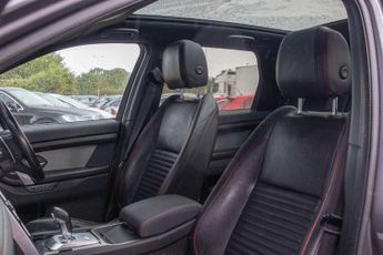 LAND ROVER DISCOVERY SPORT 2.0 Discovery Sport R-Dynamic SE D MHEV Auto 4WD 5dr