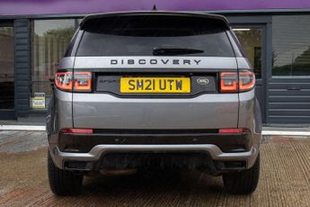 LAND ROVER DISCOVERY SPORT 2.0 Discovery Sport R-Dynamic SE D MHEV Auto 4WD 5dr