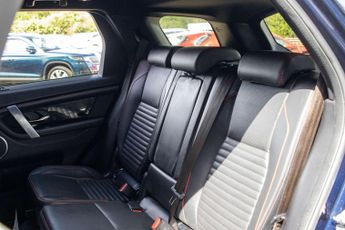 LAND ROVER DISCOVERY SPORT 1.5 Discovery Sport R-Dynamic HSE P300e Auto 4WD 5dr