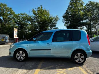SKODA ROOMSTER 1.2 TSI SE MPV 5dr Petrol DSG Euro 5 (105 ps)