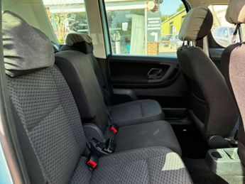 SKODA ROOMSTER 1.2 TSI SE MPV 5dr Petrol DSG Euro 5 (105 ps)