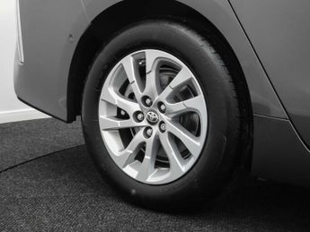 TOYOTA PRIUS 1.8 Prius Excel PHEV CVT 5dr