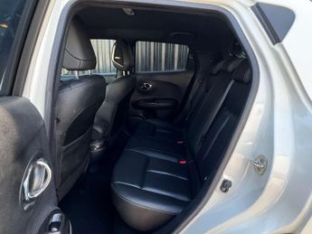 NISSAN JUKE 1.6 Juke Tekna CVT 5dr