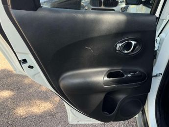 NISSAN JUKE 1.6 Juke Tekna CVT 5dr