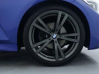 BMW 3 SERIES 2.0 320i M Sport Saloon 4dr Petrol Auto Euro 6 (s/s) (184 ps)