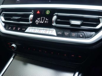 BMW 3 SERIES 2.0 320i M Sport Saloon 4dr Petrol Auto Euro 6 (s/s) (184 ps)