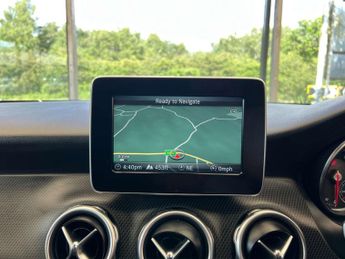MERCEDES-BENZ GLA 1.6 GLA 200 SE Auto 5dr