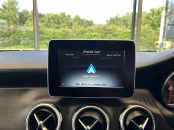 MERCEDES-BENZ GLA 1.6 GLA 200 SE Auto 5dr