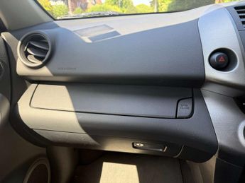 Toyota RAV4 2.0 RAV4 XT-R Valvematic CVT 4WD 5dr