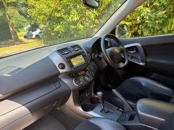 Toyota RAV4 2.0 RAV4 XT-R Valvematic CVT 4WD 5dr
