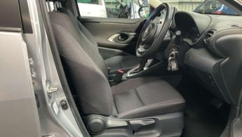 Toyota Yaris 1.5 VVT-h Icon Hatchback 5dr Petrol Hybrid E-CVT Euro 6 (s/s) (1