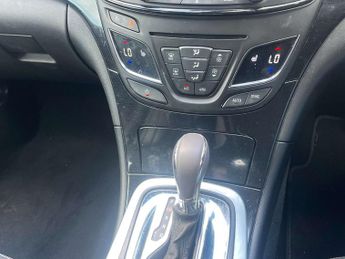 Vauxhall INSIGNIA 2.0 Insignia Elite Nav CDTi Auto 5dr