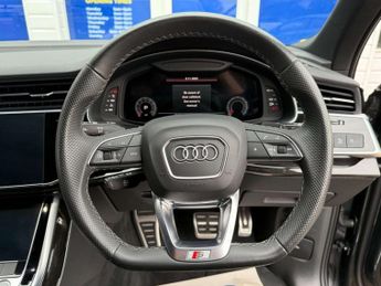 AUDI Q7 3.0 Q7 Black Edition 55 TFSI MHEV Quattro Auto 4WD 5dr