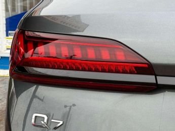 AUDI Q7 3.0 Q7 Black Edition 55 TFSI MHEV Quattro Auto 4WD 5dr