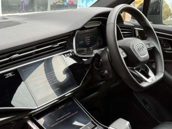 AUDI Q7 3.0 Q7 Black Edition 55 TFSI MHEV Quattro Auto 4WD 5dr