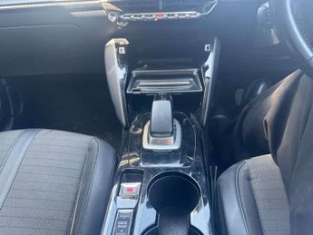 PEUGEOT 2008 2008 Allure Premium EV 5dr