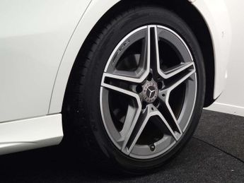 MERCEDES-BENZ A-CLASS 1.5 A 180 AMG Line Executive D Auto 5dr